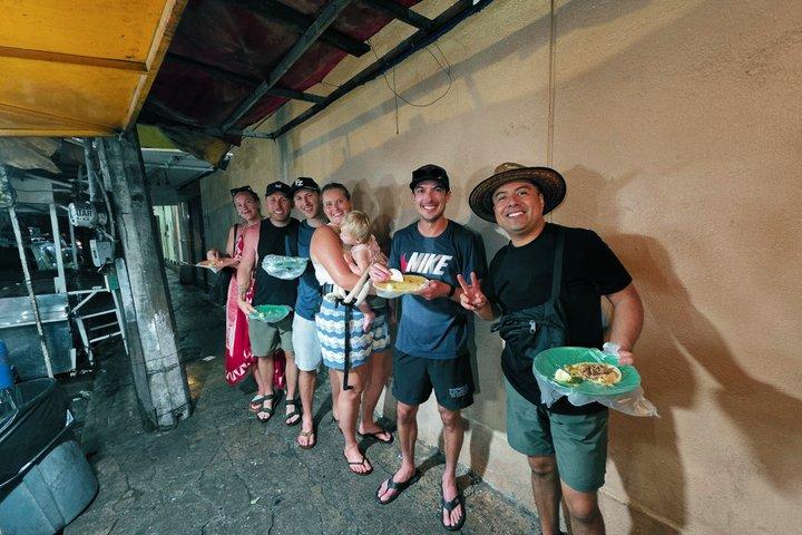 プエルト・バジャルタ夕食ウォーキングツアー