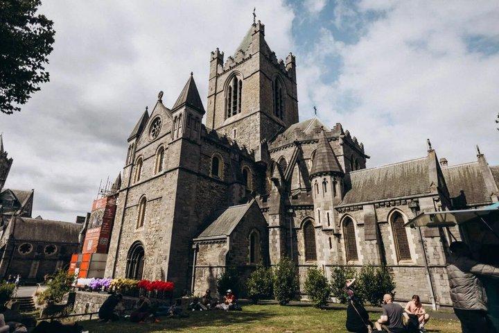 Dublin Highlights in 2 Hours: Small-Group Walking Tour