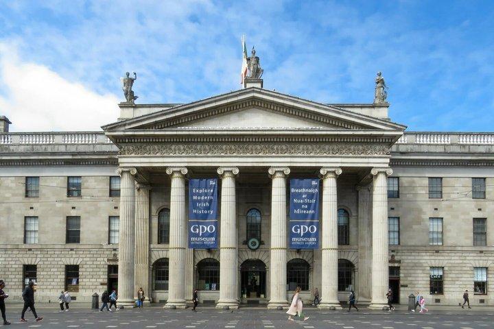 Dublin Highlights in 2 Hours: Small-Group Walking Tour