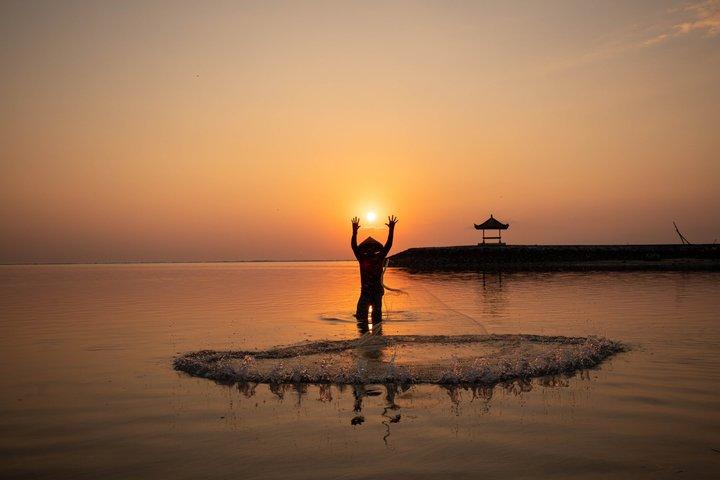 Nascer do sol com passeio de pescador em Bali