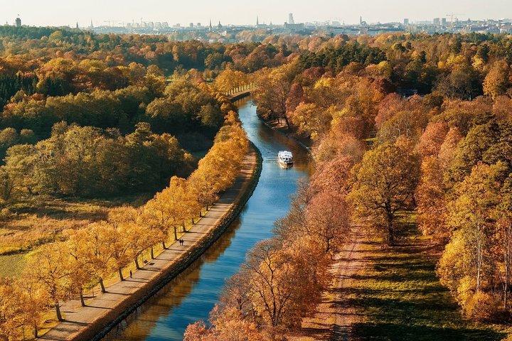 ストックホルムロイヤルジュルゴーデンボートツアー