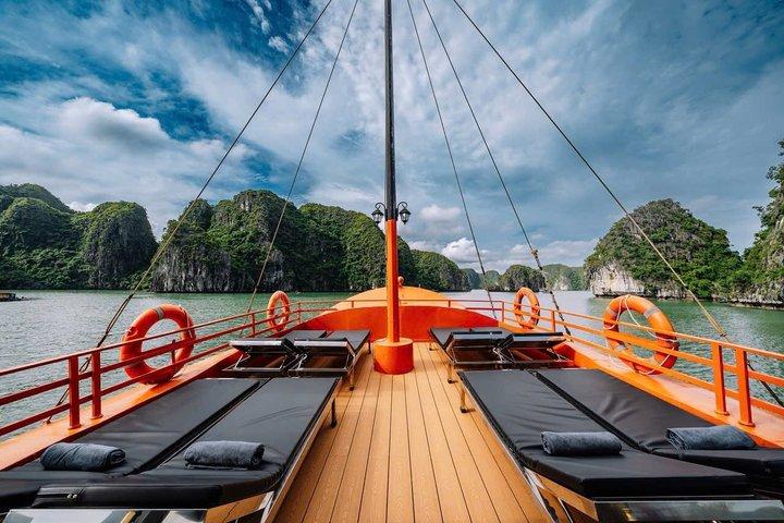 2 Days 1 Night Lan Ha, Ha Long Bay Tour With Licensed Guide