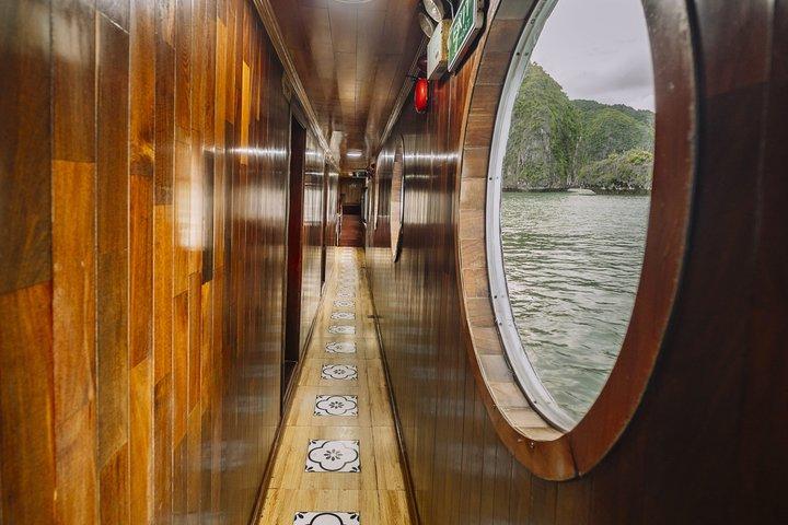 2 Days 1 Night Lan Ha, Ha Long Bay Tour With Licensed Guide