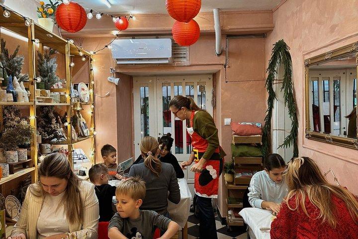 ドゥブロヴニク クリスマスワークショップ 絵付けオーナメントとホットワインを楽しむ