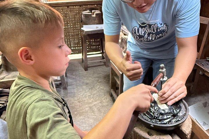 Authentic Javanese Jewelry Making Class in Kotagede