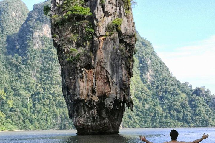 イブニング・ジェームズ・ボンド島と生物発光プランクトンツアー