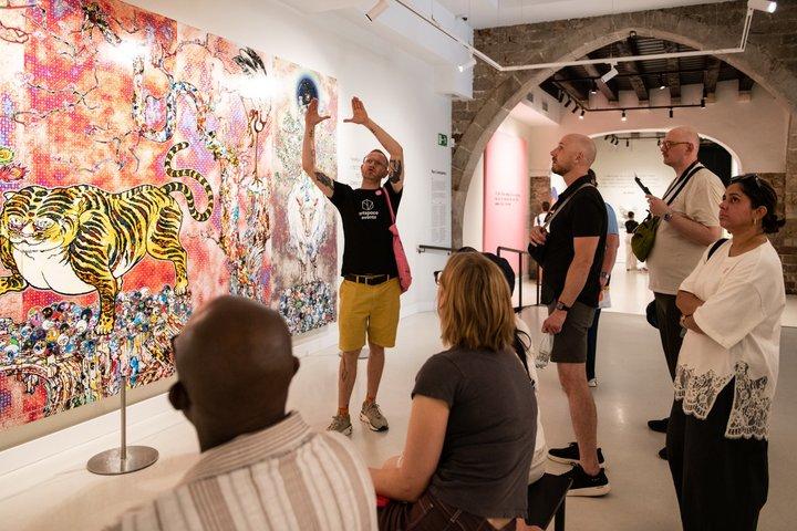 バルセロナストリートアートツアーエルボルンとMOCO美術館を探索