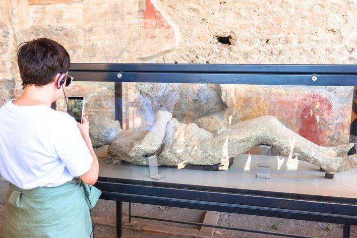 ローマ発ポンペイとソレント日帰り旅行（リモンチェロ・テイスティング付き）