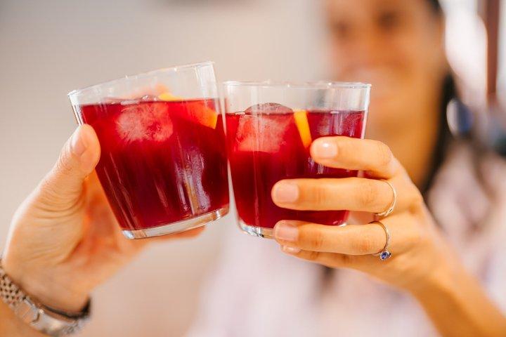 パルマフードツアー：タパス、飲み物、地元の人との歓喜