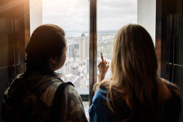 スカイタワーオークランド展望デッキ 360度の街の眺め
