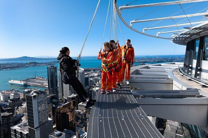 スカイタワーオークランド展望デッキ 360度の街の眺め
