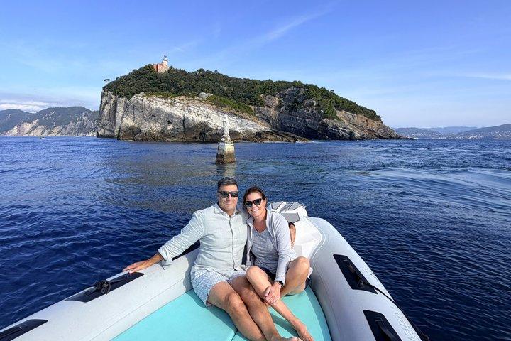 詩人の湾を巡るボートツアー：洞窟、島々、そしてポルトヴェーネレ！