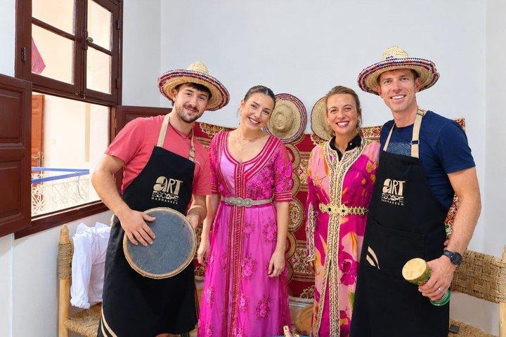 Clase de Cocina en Marrakech y Experiencia de Vestimenta Tradicional Marroquí