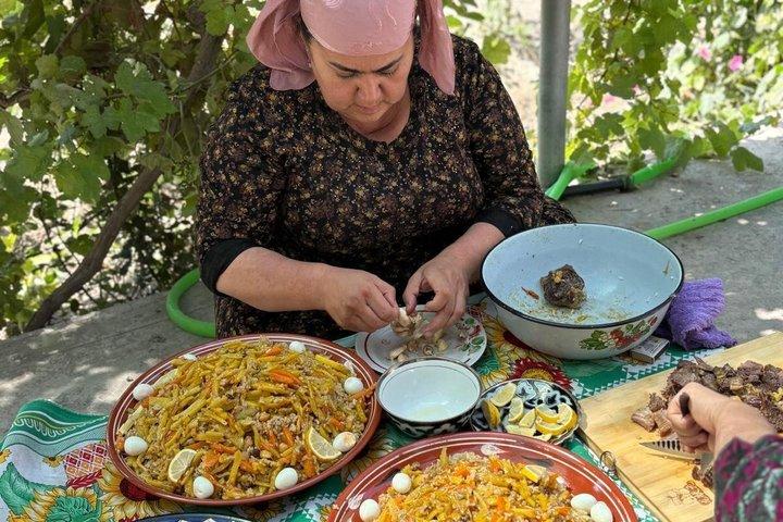 COOKING CLASS(meals: plov+1 more) in Samarkand,visit Bread bakery