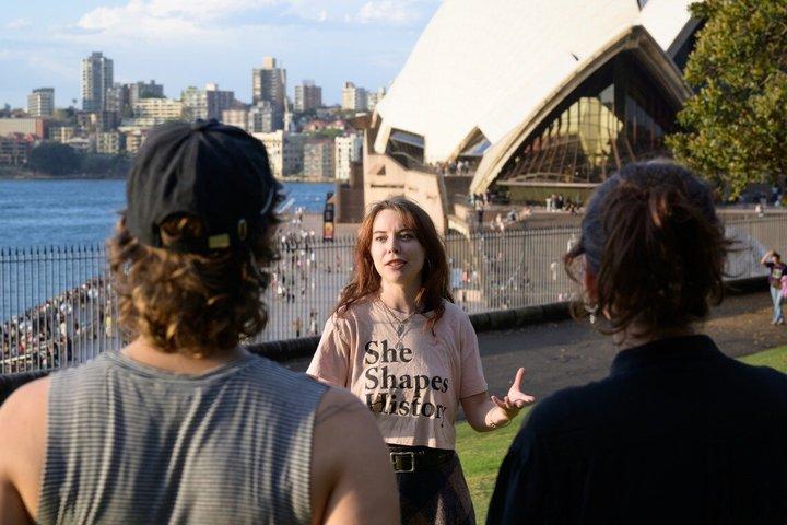 シドニーのワル女たち：感動の歴史ウォーキングツアー