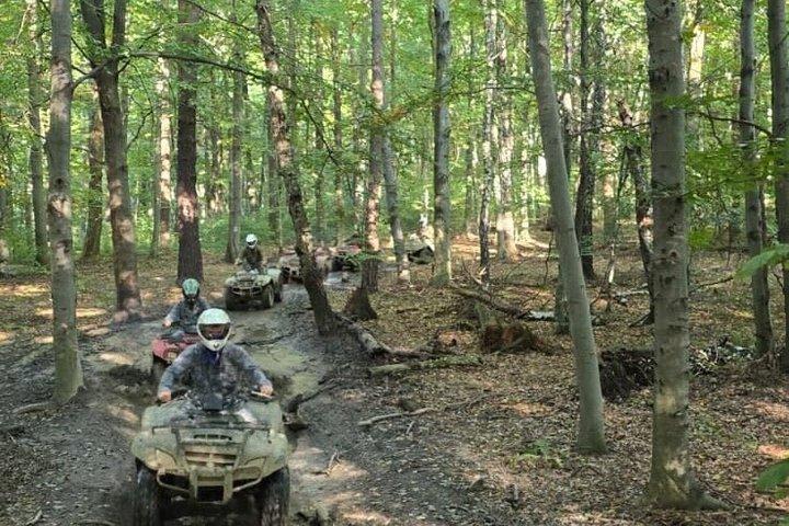 クラクフより：エクストリームクアッドバイクアドベンチャー ATV 4x4 森と丘