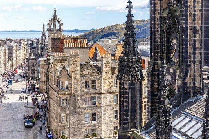 Edinburgh Haunted Old Town Self Guided Ghost Tour