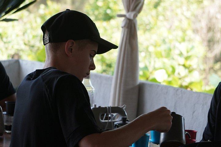ホイアンでの簡単なベトナムコーヒー作り教室