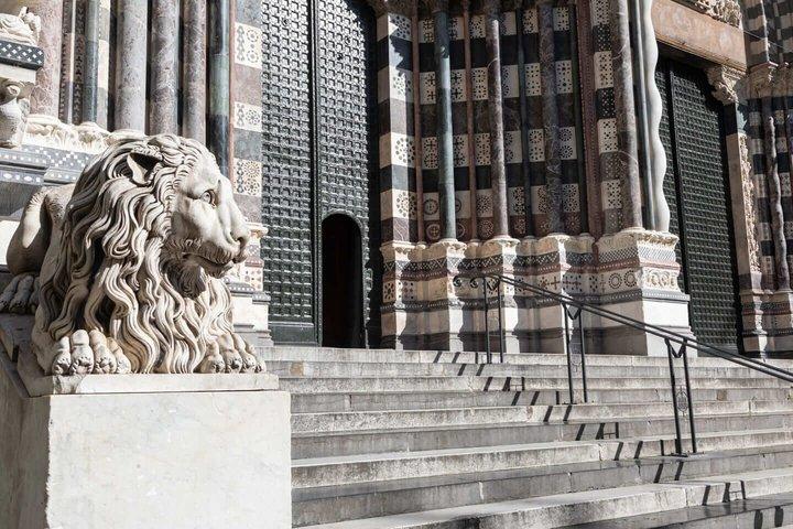 Hello Genoa: Private 2-Hour Intro City Walk with Local Guide