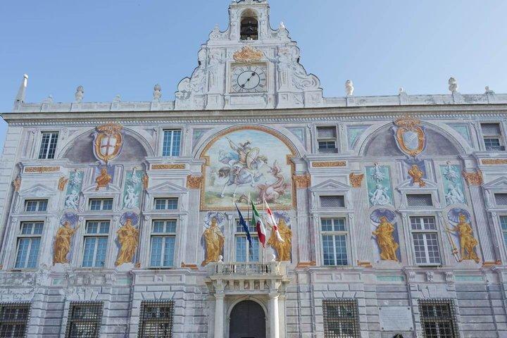 Hello Genoa: Private 2-Hour Intro City Walk with Local Guide