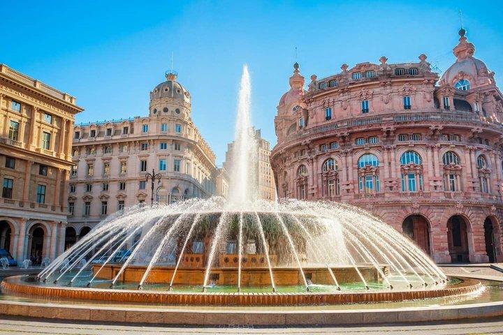 Hello Genoa: Private 2-Hour Intro City Walk with Local Guide