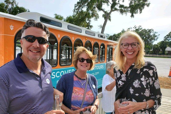 2 Hour Sunset Cabaret Tour in Sarasota