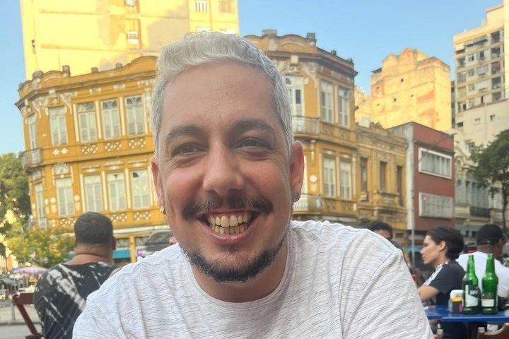 リオの隠れたボヘミアン伝統バー、地元料理と物語
