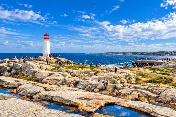 Peggy's Cove Scenic tour With All Halifax Highlights