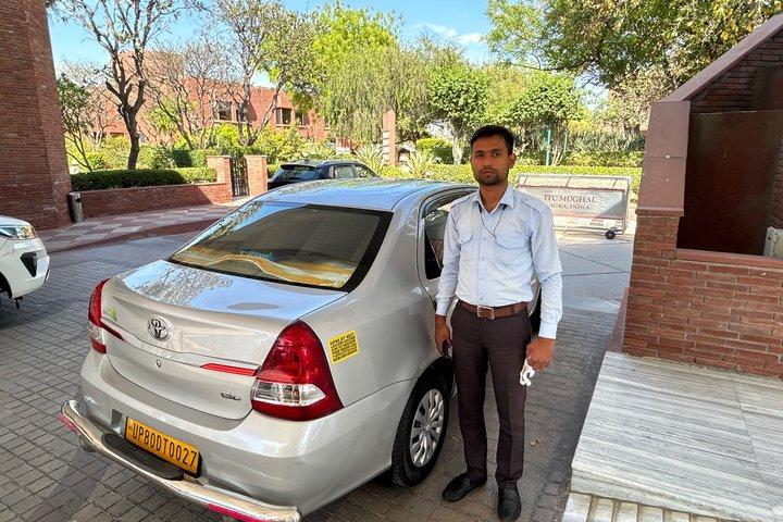 Private transfer Delhi to Agra