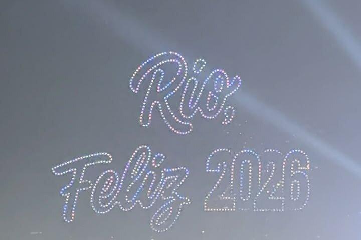 リオデジャネイロのコパカバーナビーチでの新年のお祝い