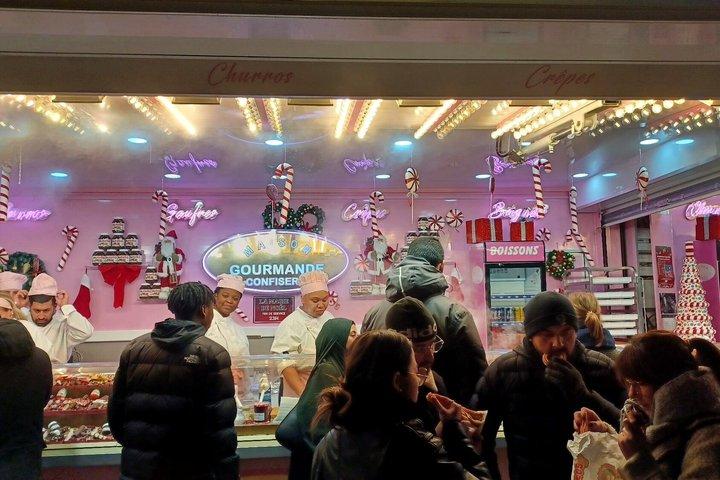 パリのクリスマスマジックプライベートツアー（イルミネーションとホットチョコレート付き）