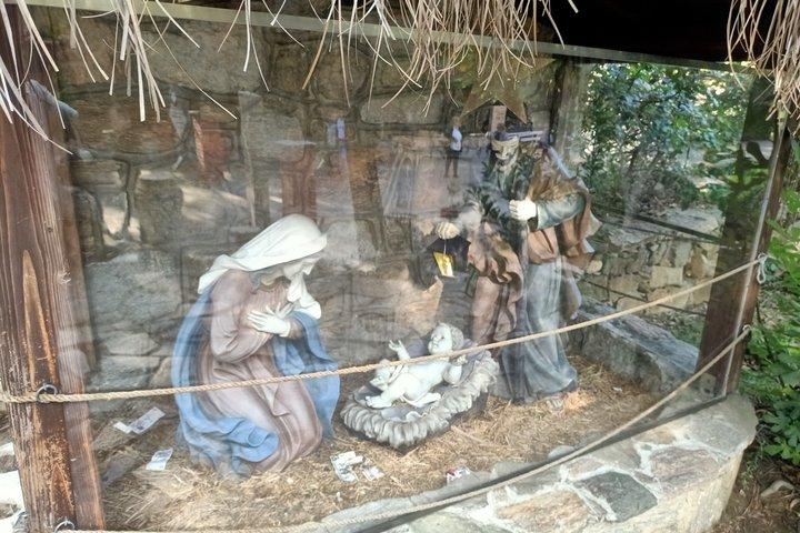 クサダシ港発のみの聖母マリアの家とショッピング