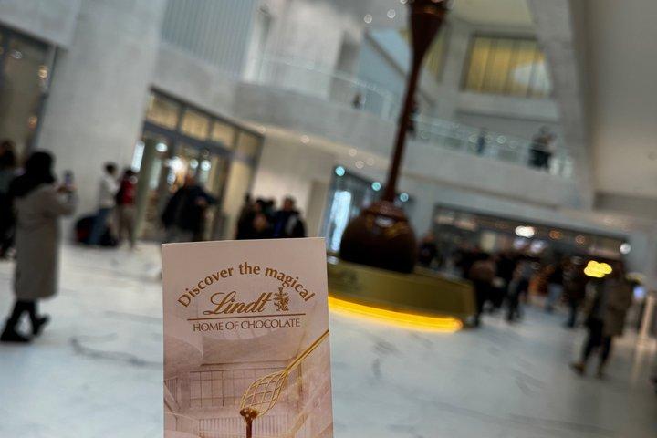 Tour a piedi di Zurigo e esperienza presso Lindt Home of Chocolate