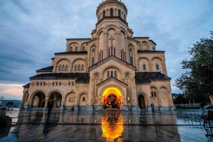 Full Day Kutaisi to Tbilisi Tour Didgori Mtskheta and Chronicles