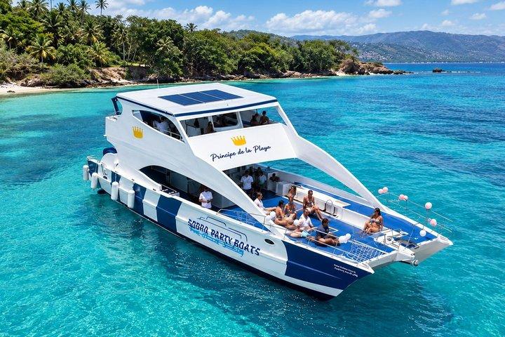 プエルトプラタプライベートカタマランシュノーケリング＆BBQ＆オープンバー