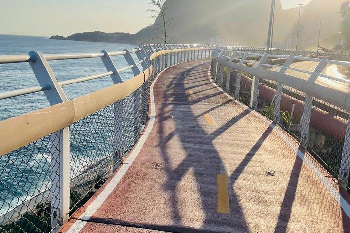 E-バイクライド：ラグーン、パークラゲ、植物園