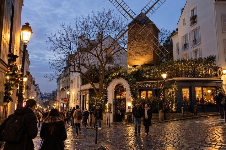 パリ モンマルトル クリスマスプライベートツアー：市場、コーヒー＆ペストリー