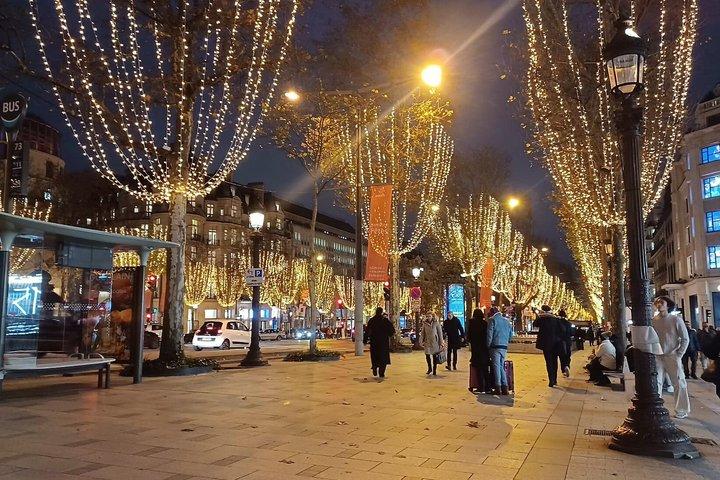 パリ モンマルトル クリスマスプライベートツアー：市場、コーヒー＆ペストリー