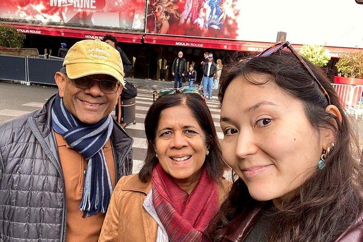 パリ モンマルトル クリスマスプライベートツアー：市場、コーヒー＆ペストリー