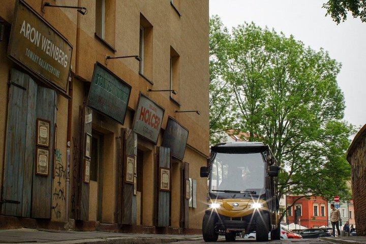 電動ゴルフカートと音声ガイドによるクラクフユダヤ人地区ツアー