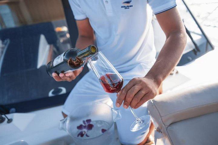 Phuket naar Phi Phi Eilanden: Privé Luxe Jachtcharter 1 - 10p
