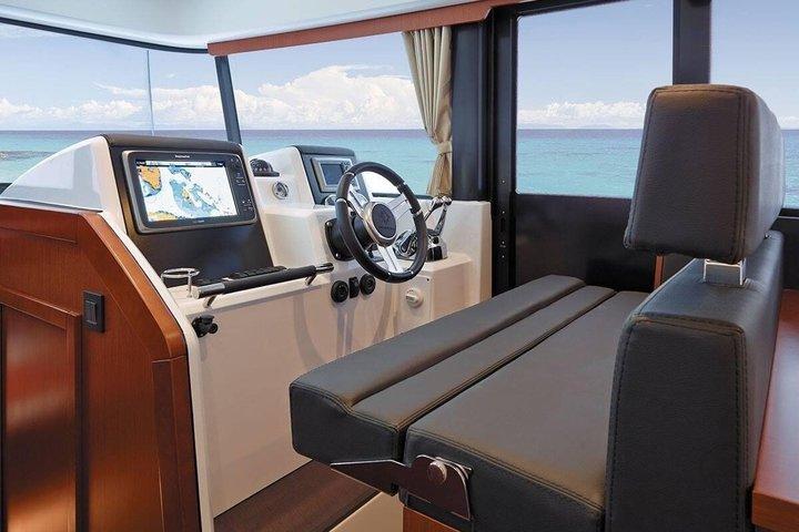 Phuket naar Phi Phi Eilanden: Privé Luxe Jachtcharter 1 - 10p