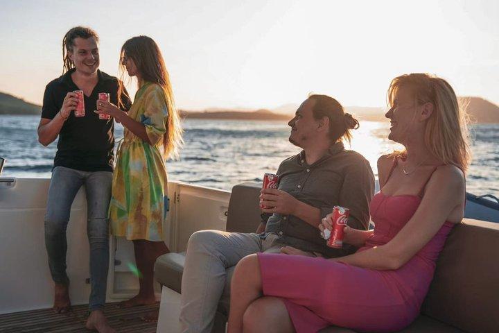 Phuket naar Phi Phi Eilanden: Privé Luxe Jachtcharter 1 - 10p