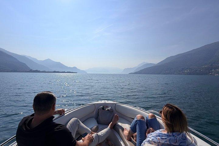 コモ湖ボートツアー。 コモ湖でイタリア語の夢を生きる