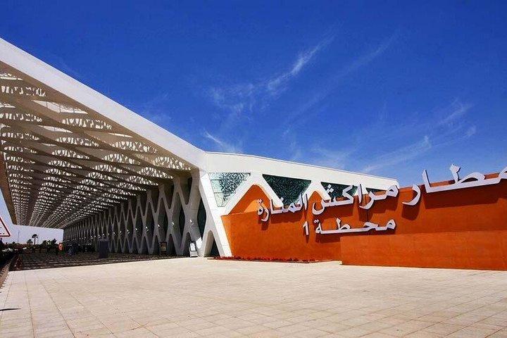 Private transfer between Marrakech airport and your Inn