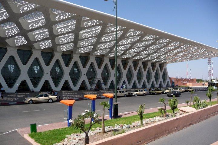 Private transfer between Marrakech airport and your Inn