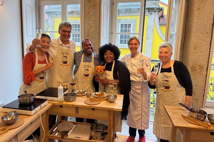 Porto Hands On Cooking Class-3 course-wine included-trained chef