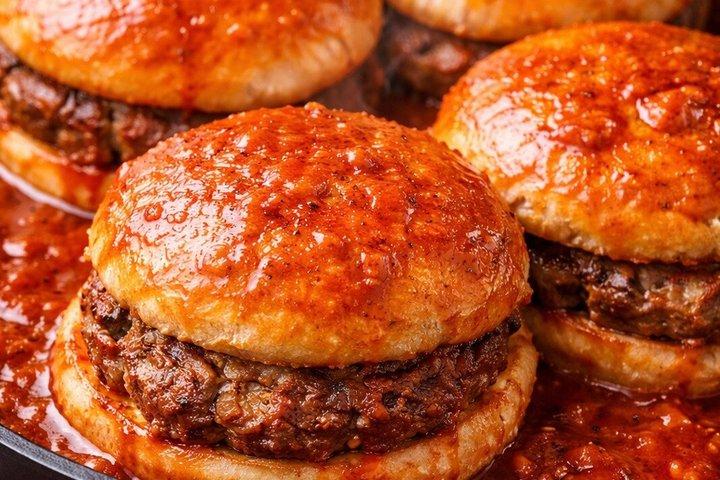 イスタンブールの味：屋台料理ツアーと地元のお気に入り