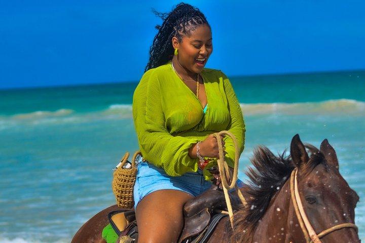 Beach & Paradise: Punta Cana Horseback Riding Adventure