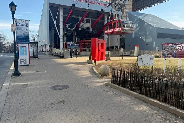 Roosevelt Island Tram Hidden NYC Self Guided Tour